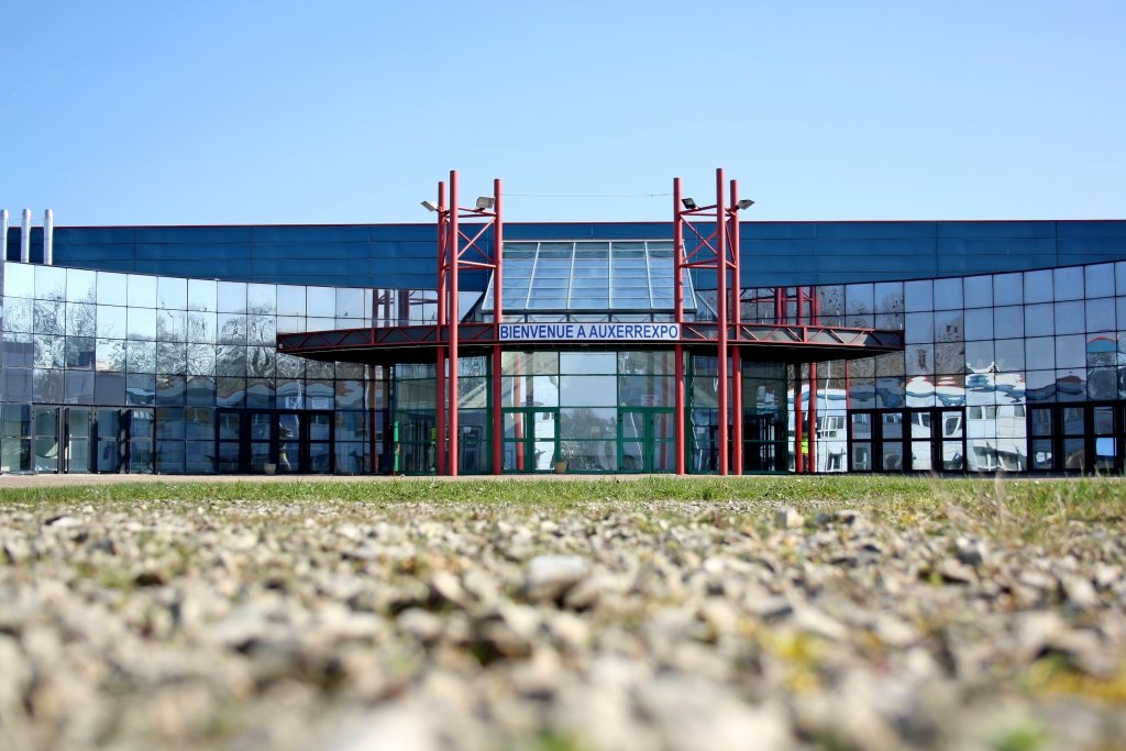 La ville d’Auxerre renouvelle sa confiance à Centre France Evénements pour la gestion de son parc d’exposition